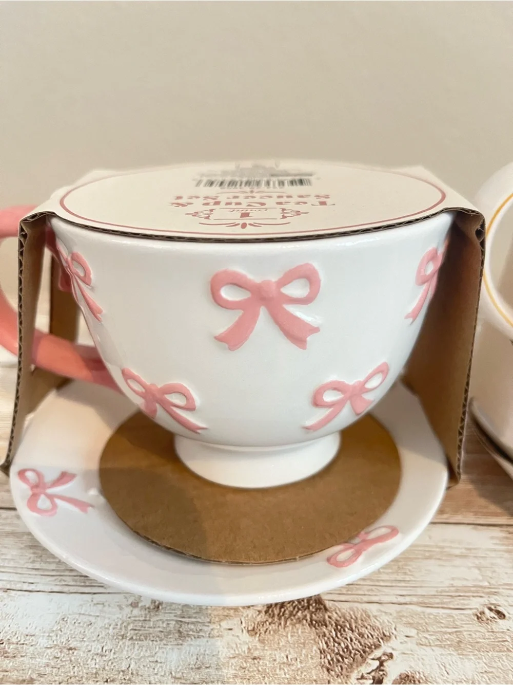 Target Bullseye Playground Pink Bow and Blue Flower Teacups🌸